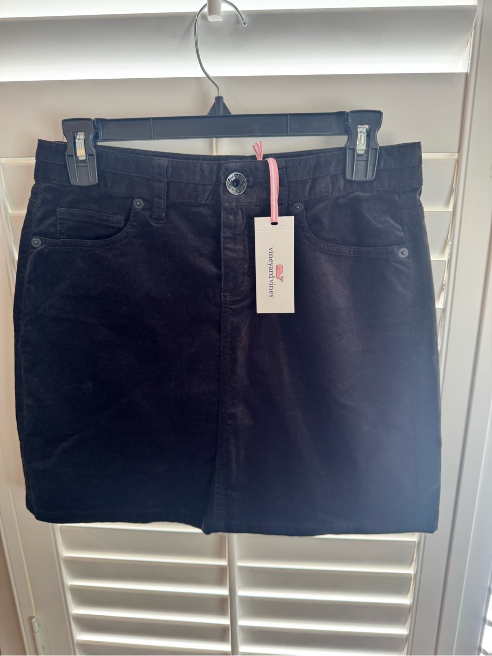 NWT Vineyard Vines Velvet High Rise Skirt!